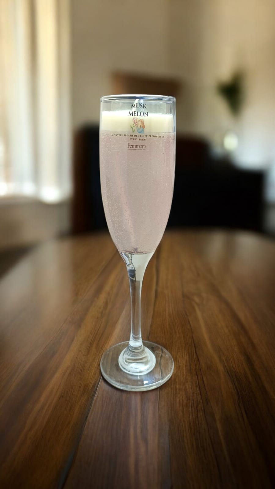 Femmora Handmade Luxury Gel Candle in Champagne Flute | Musk Melon