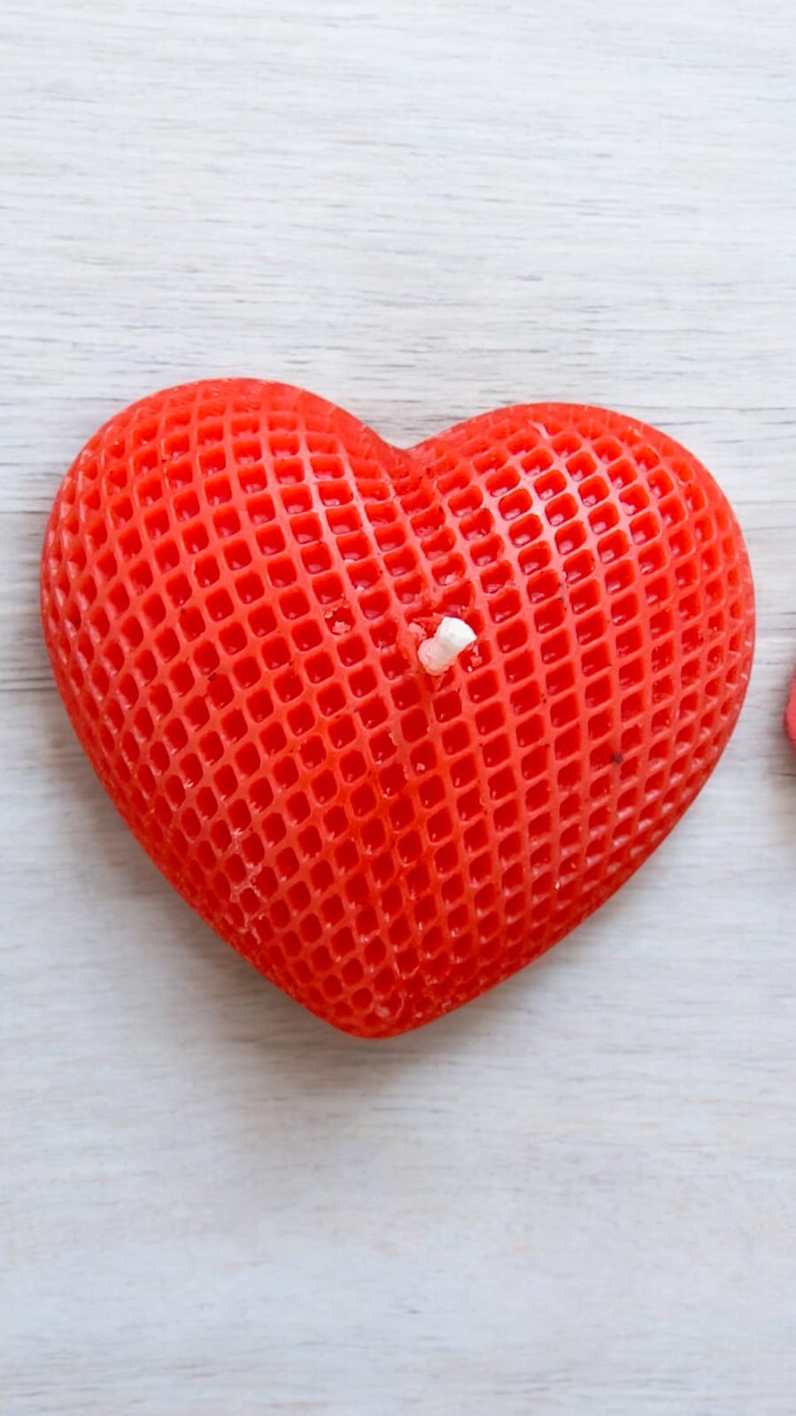 Femmora Handmade Heart Shape Ocean Breeze Candles – A Gift of Love & Calm (Pack of 2)